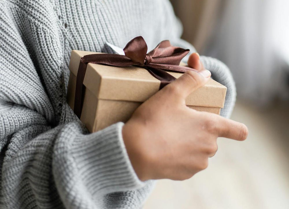 Minimize your exposure to chemicals found in conventional gift wrap by taking sustainable - and creative! - actions.