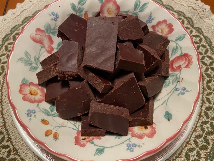 Super-smooth melt-in-your-mouth deliciousness with only 5-ingredients.